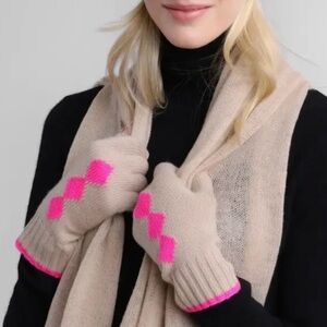 COPY - 100% Cashmere NWT Hannah Rose-Cashmere fingerless gloves.Diamond print.